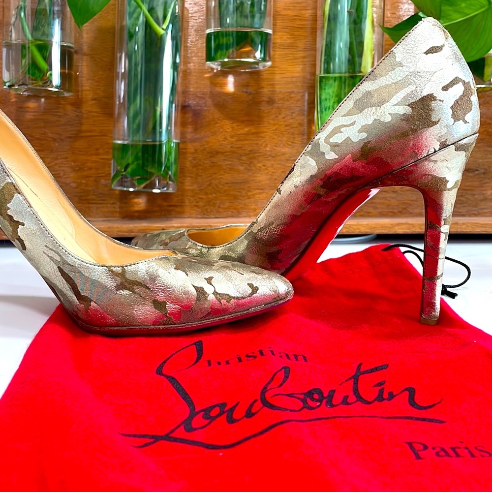 Christian Louboutin Pigalle Heels 4”